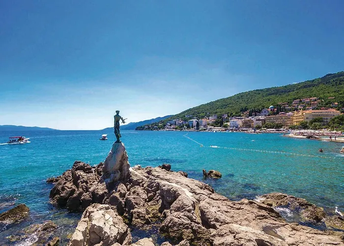 Stunning In Bresca With Wifi Breza